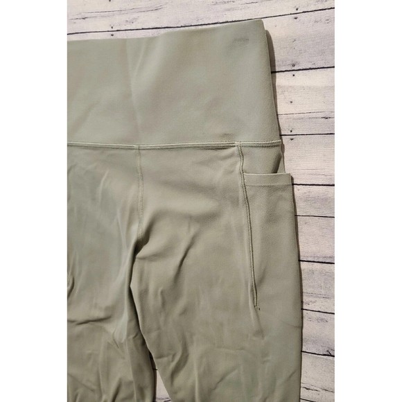ATHLETA Stash Pocket Salutation 7/8 Tight Leggings Women Sz M Workout Yoga Pants - Picture 4 of 15